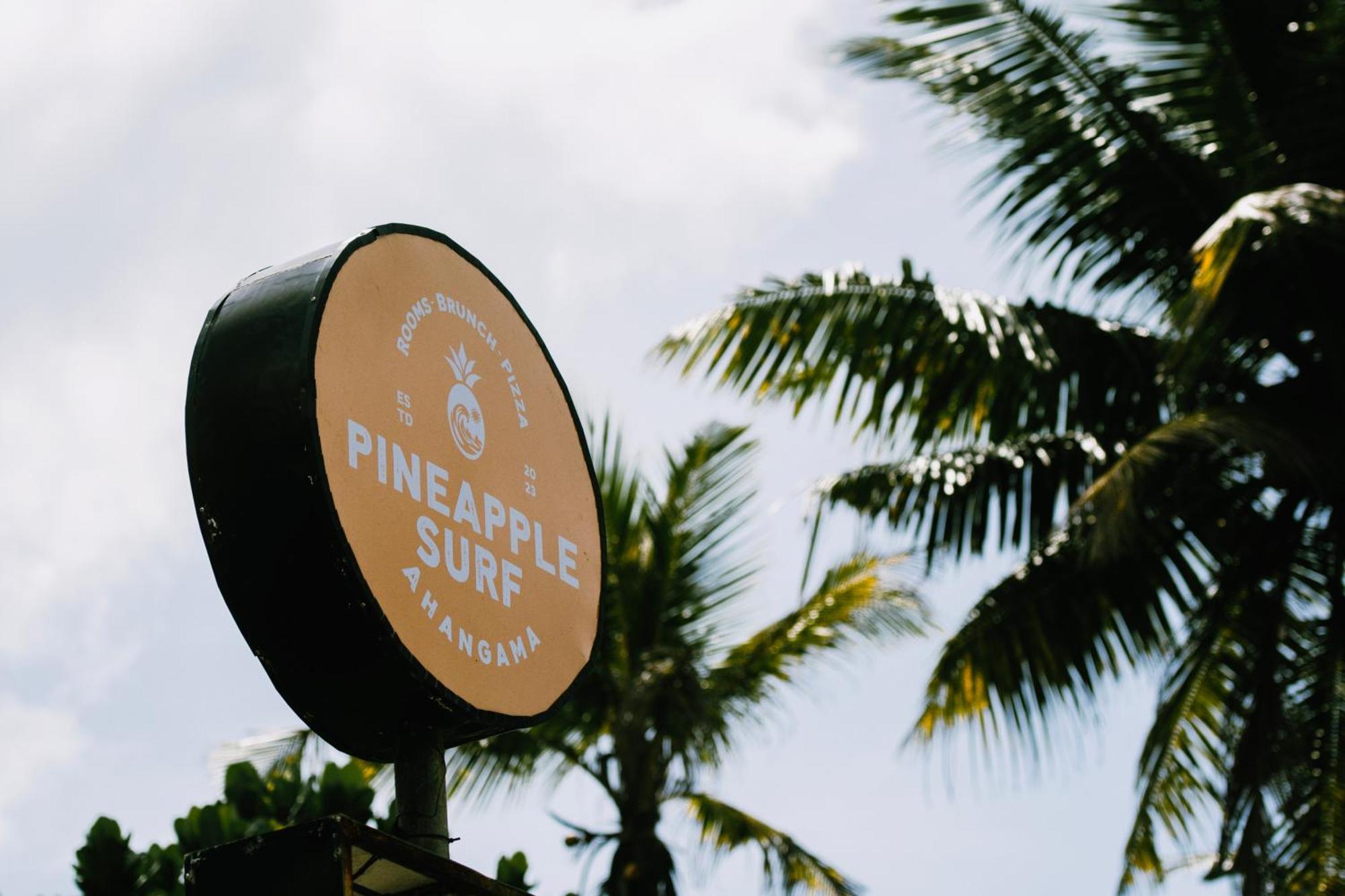 ホテル Pineapple Surf アハンガマ エクステリア 写真
